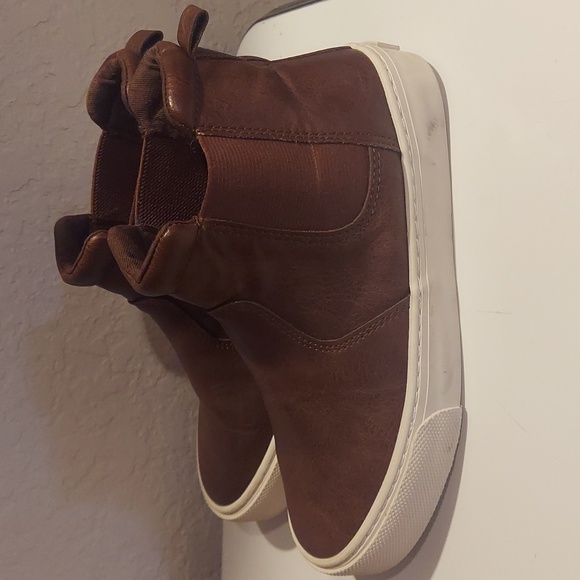 Old Navy Girl Brown Ankle Boots Size 1 - Picture 4 of 8